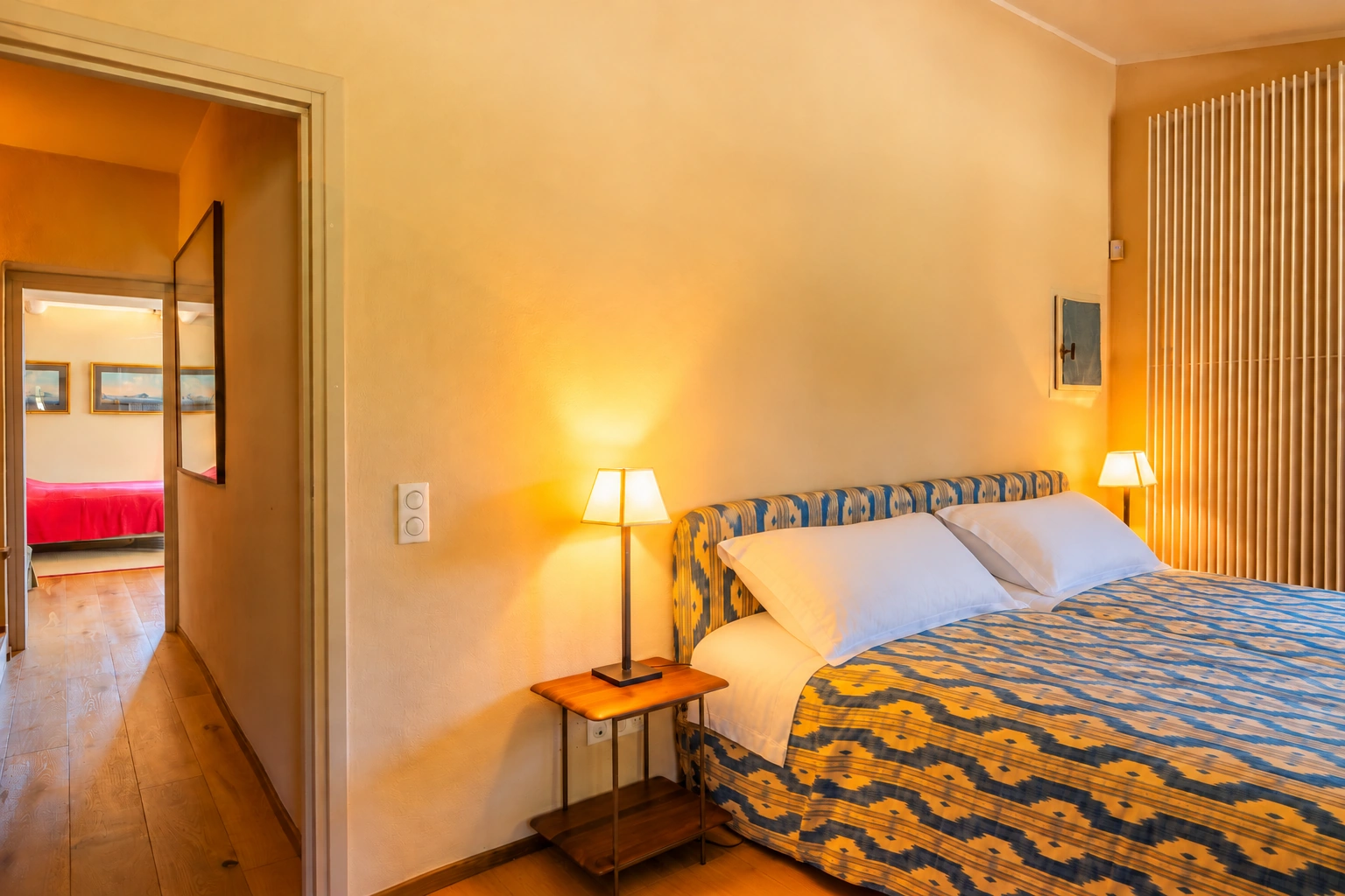 L’Ecuyer — additional room view